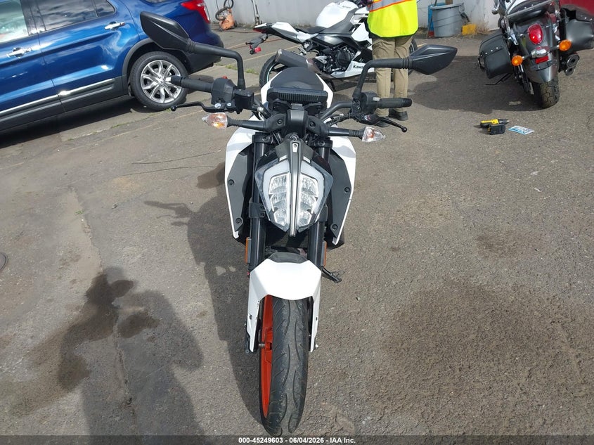 2020 KTM 390 auction photo 5