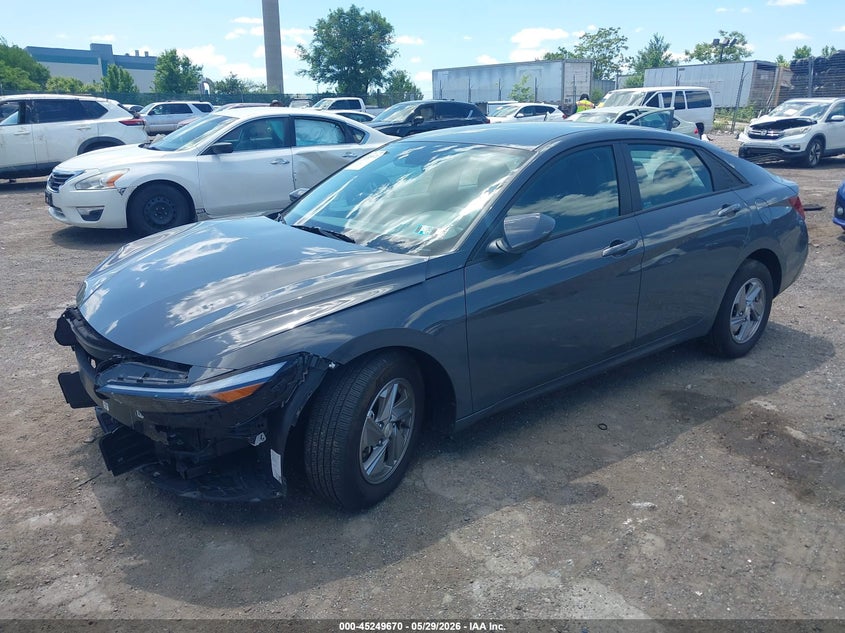 VIN KMHLL4DG2SU854045 2025 HYUNDAI ELANTRA SE
