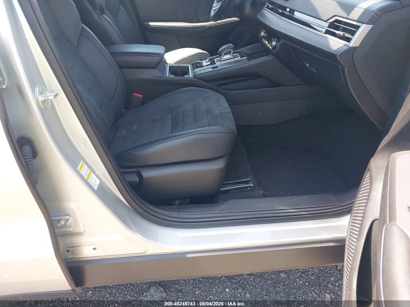 2024 MITSUBISHI OUTLANDER auction photo 5