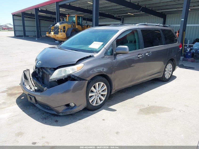 Vin: 5tddk3dc1cs037707, lot: 45747728, toyota sienna xle 7 passenger 20122