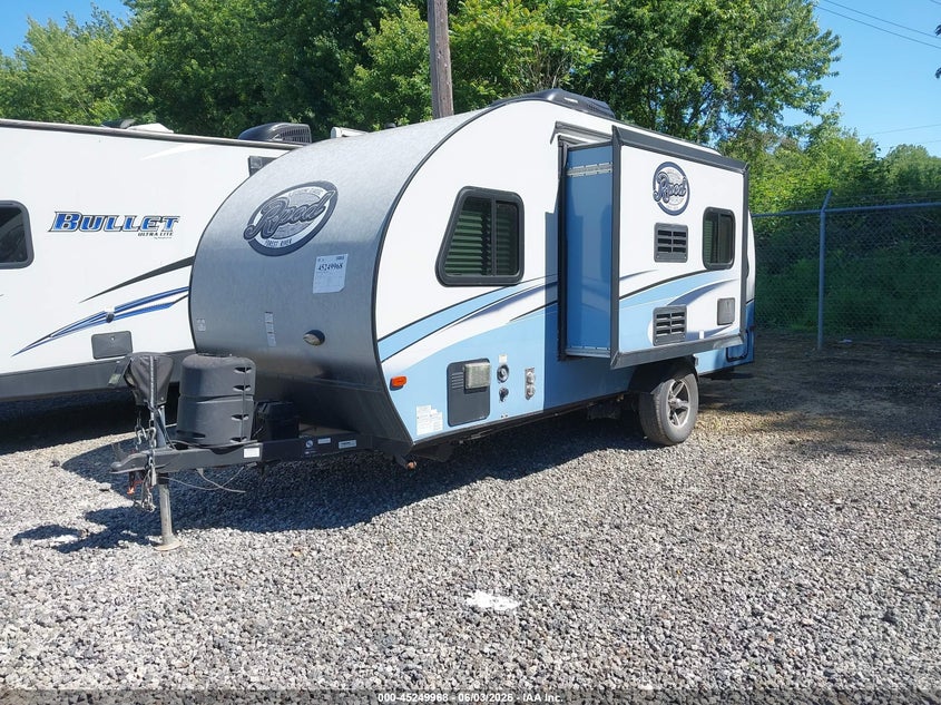 4X4TRPU17JL020528 2018 Forest River Rp 189 photo 1