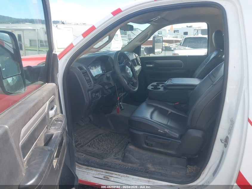 2019 Ram 3500 Chassis Tradesman/Slt VIN: 3C7WRTBL9KG712792 Lot: 45250192