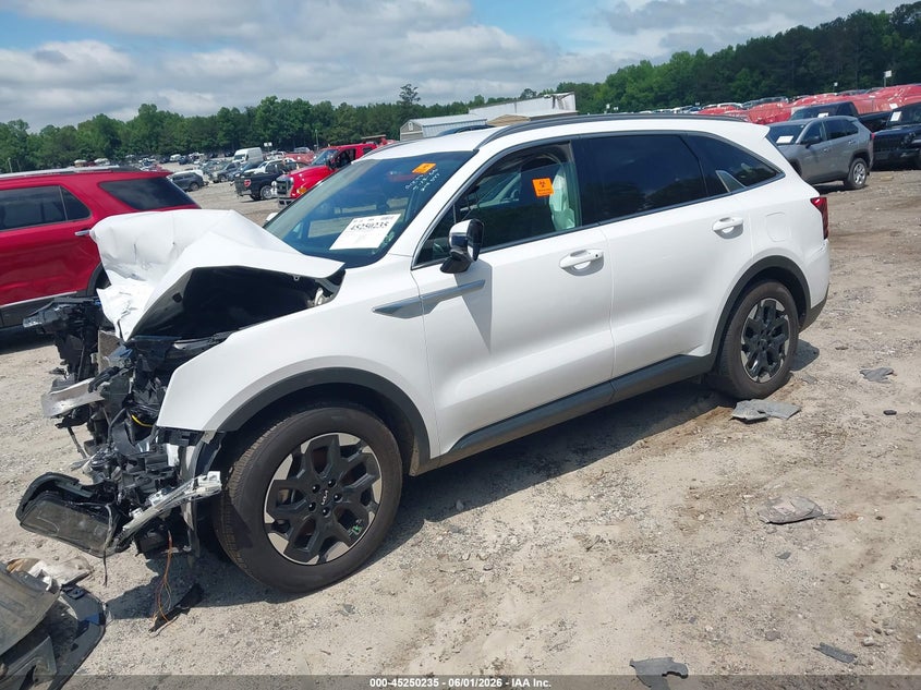 2024 KIA SORENTO auction photo 2