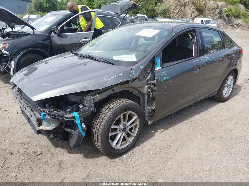 Vin: 1fadp3f25gl239954, lot: 45748046, ford focus se 20162