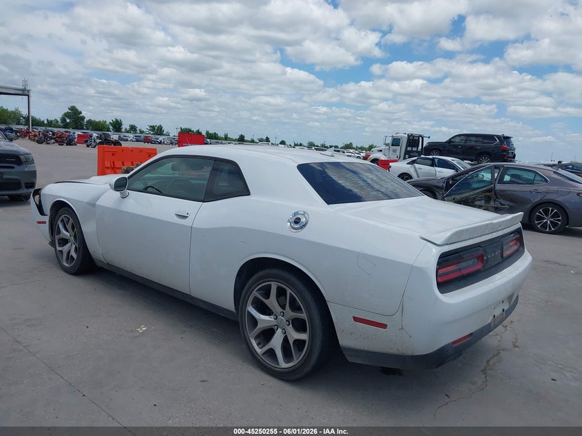 2015 DODGE CHALLENGER auction photo 3