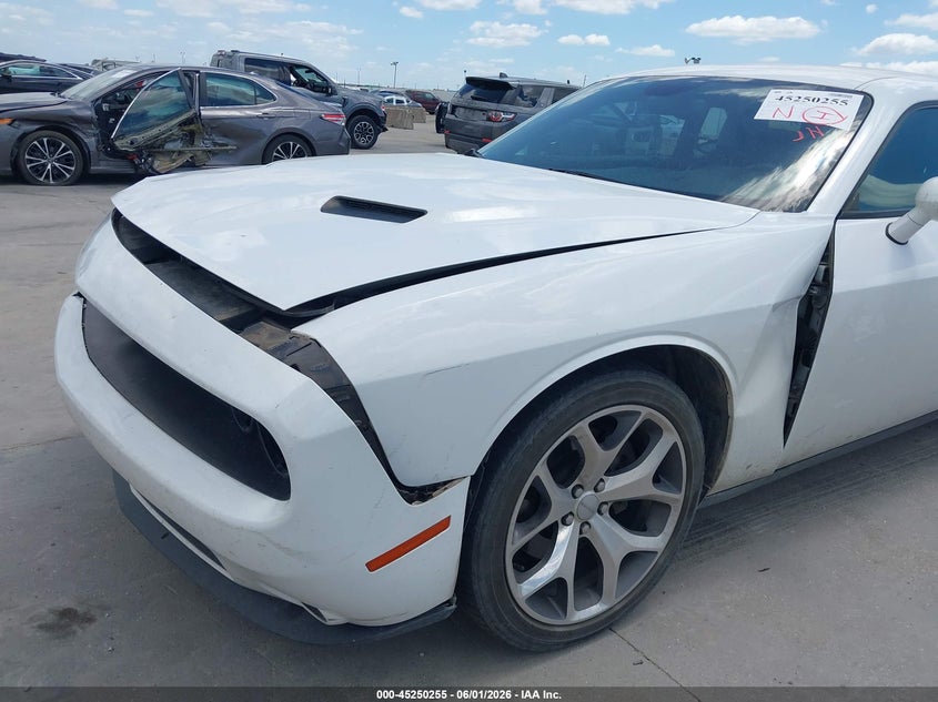2015 DODGE CHALLENGER auction photo 6