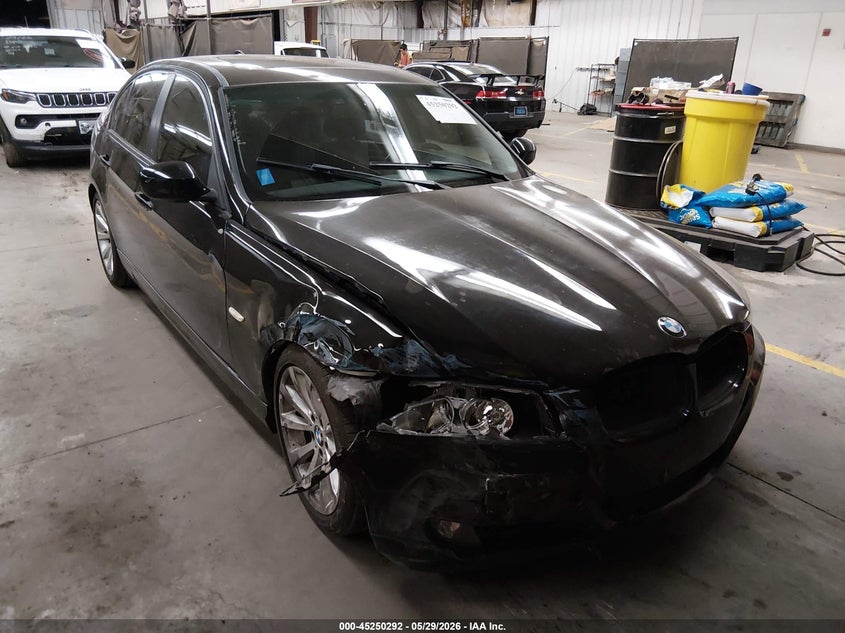 Vin: wbaph5g57bnn59618, lot: 45748095, bmw 328i 2011 img_1