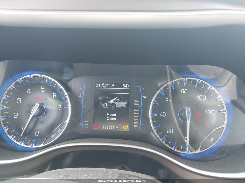 2018 Chrysler Pacifica Lx VIN: 2C4RC1CG4JR148625 Lot: 45250306