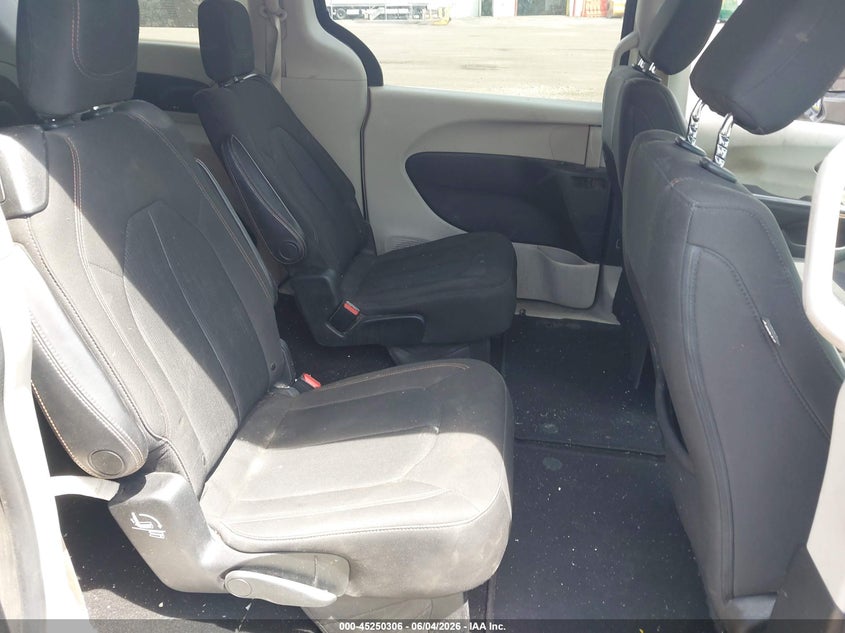 2018 Chrysler Pacifica Lx VIN: 2C4RC1CG4JR148625 Lot: 45250306