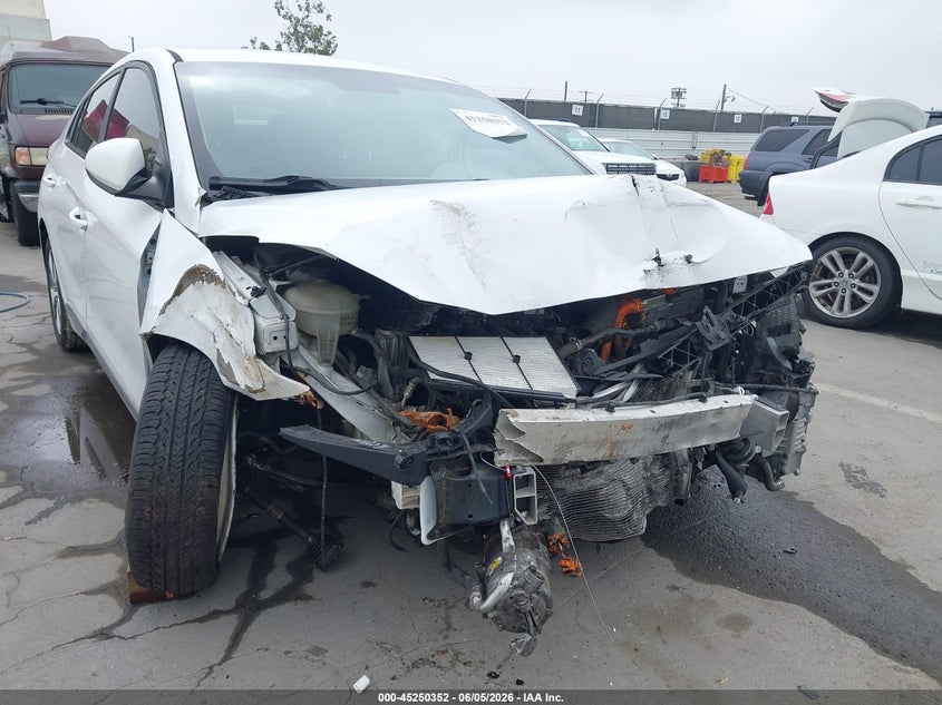 2019 Hyundai Ioniq Plug-In Hybrid VIN: KMHC65LD2KU147130 Lot: 45250352