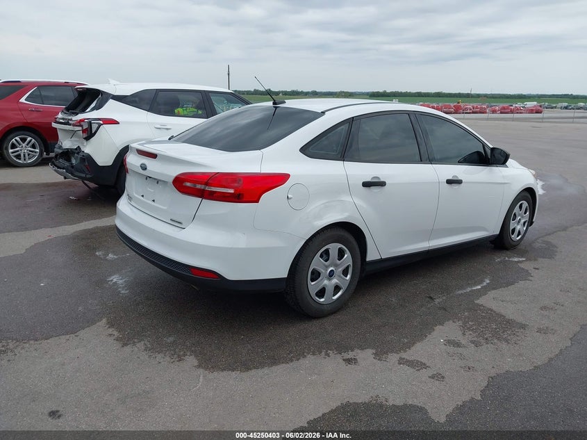 Vin: 1fadp3e28gl392359, lot: 45748206, ford focus s 20164