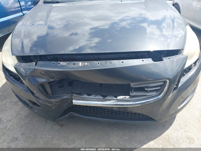 2012 Volvo S60 T5 VIN: YV1622FS7C2034660 Lot: 45250443
