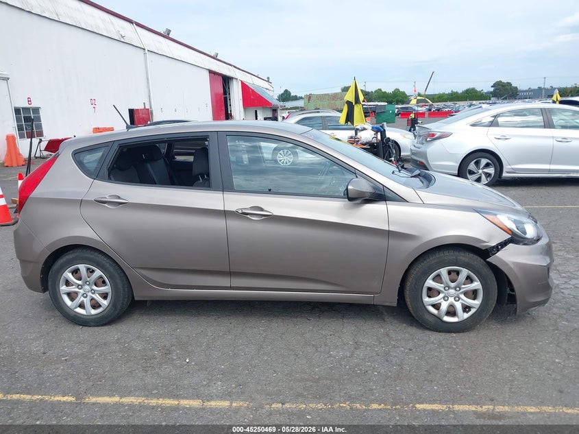 2014 Hyundai Accent Gs VIN: KMHCT5AE2EU189872 Lot: 45250469