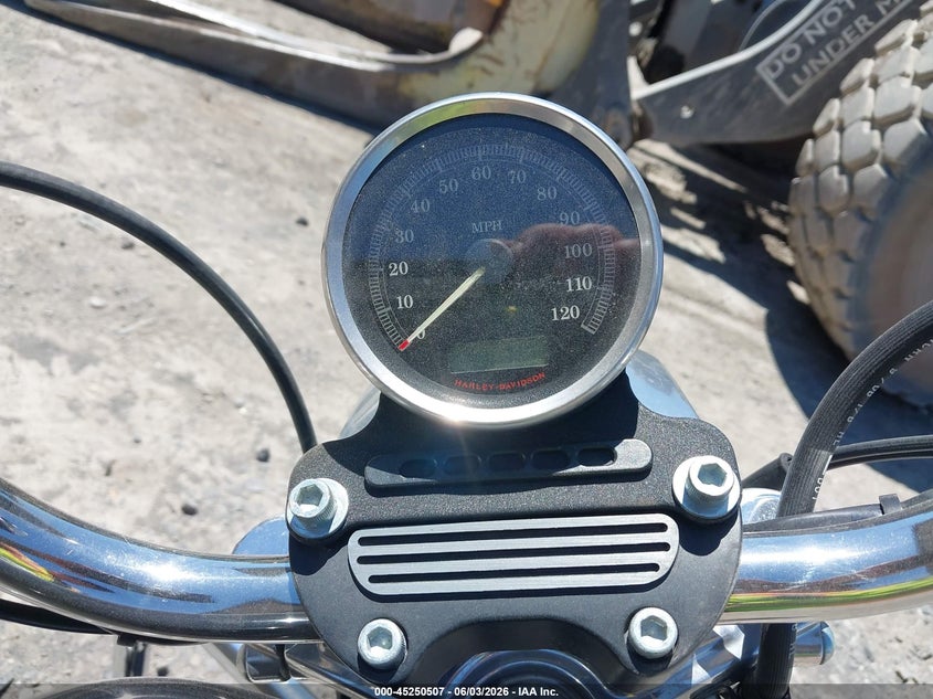 2009 Harley-Davidson Xl883 L VIN: 1HD4CR2139K433007 Lot: 45250507