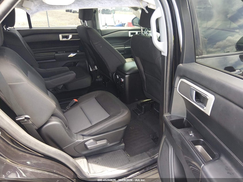 AtlanticExpress - Ford Explorer
