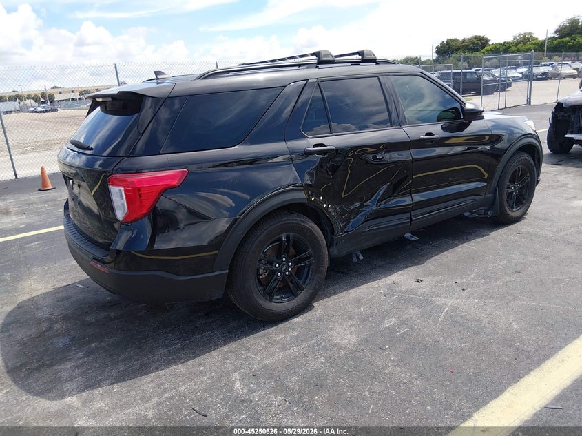 2022 FORD EXPLORER auction photo 4