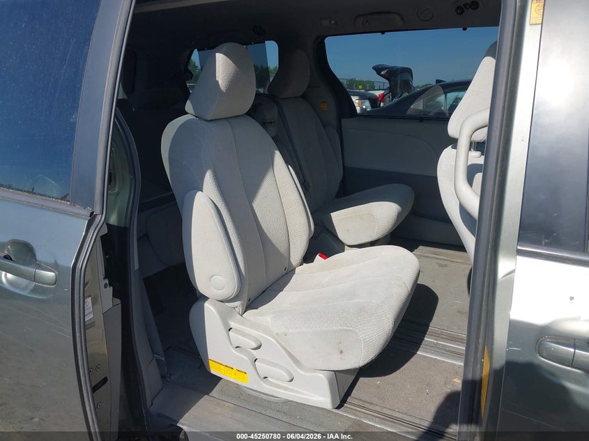 2011 Toyota Sienna Le V6 VIN: 5TDKK3DC6BS101763 Lot: 45250780