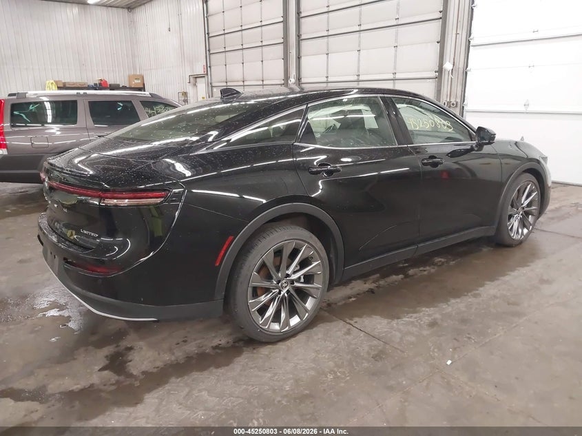 2023 TOYOTA CROWN auction photo 4