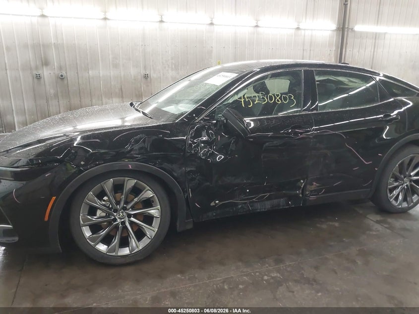 2023 TOYOTA CROWN auction photo 6