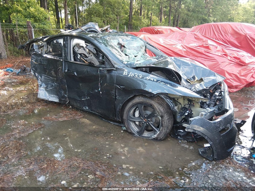 Vin: 7saygdee0ta439604, lot: 45748615, tesla model y all-wheel drive/long range launch series/premium all-wheel drive 2026 img_1