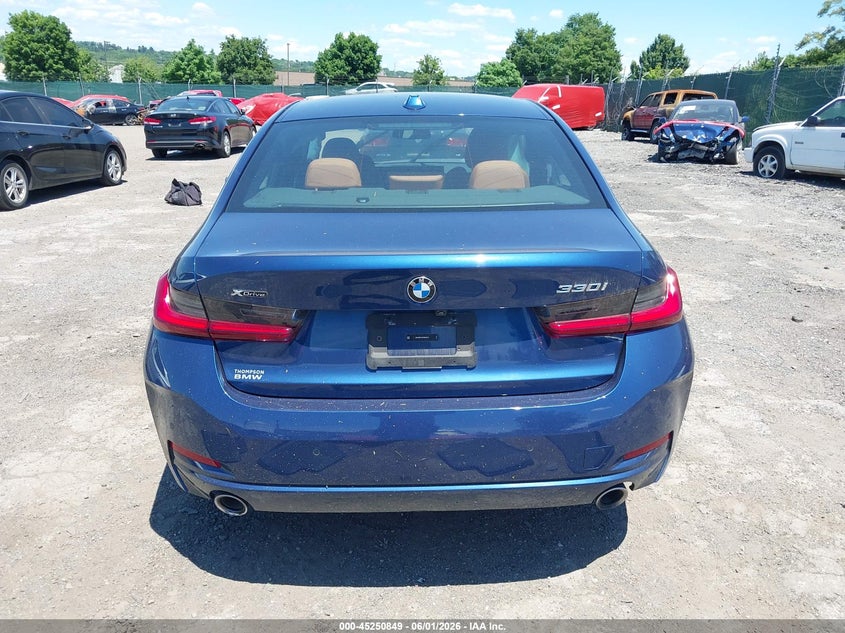 VIN: 3MW89FF00P8D39471 2023 BMW 330I XDRIVE