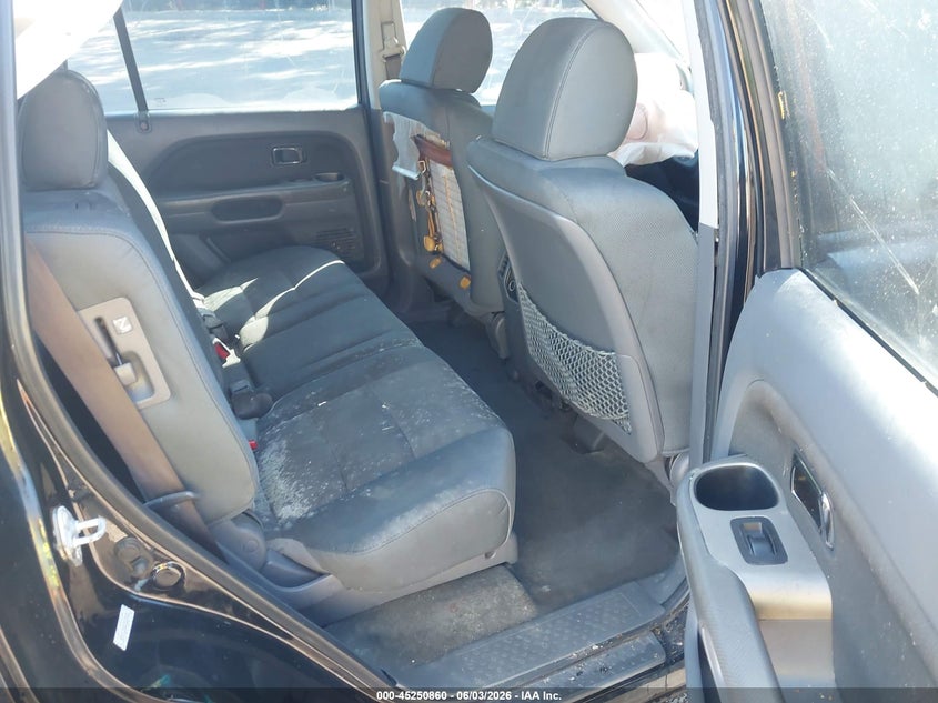 2007 Honda Pilot Lx VIN: 5FNYF28167B034031 Lot: 45250860