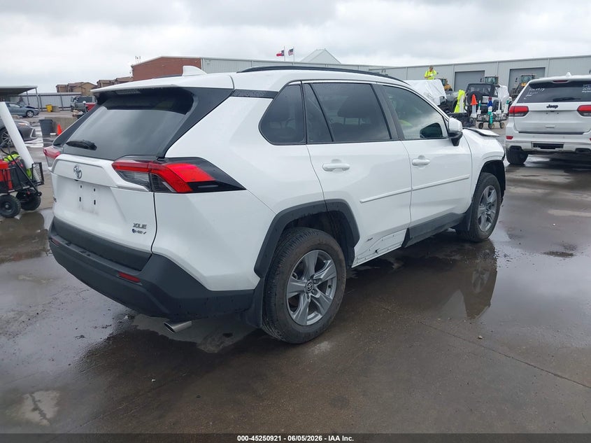 2025 TOYOTA RAV4 HYBRID auction photo 4