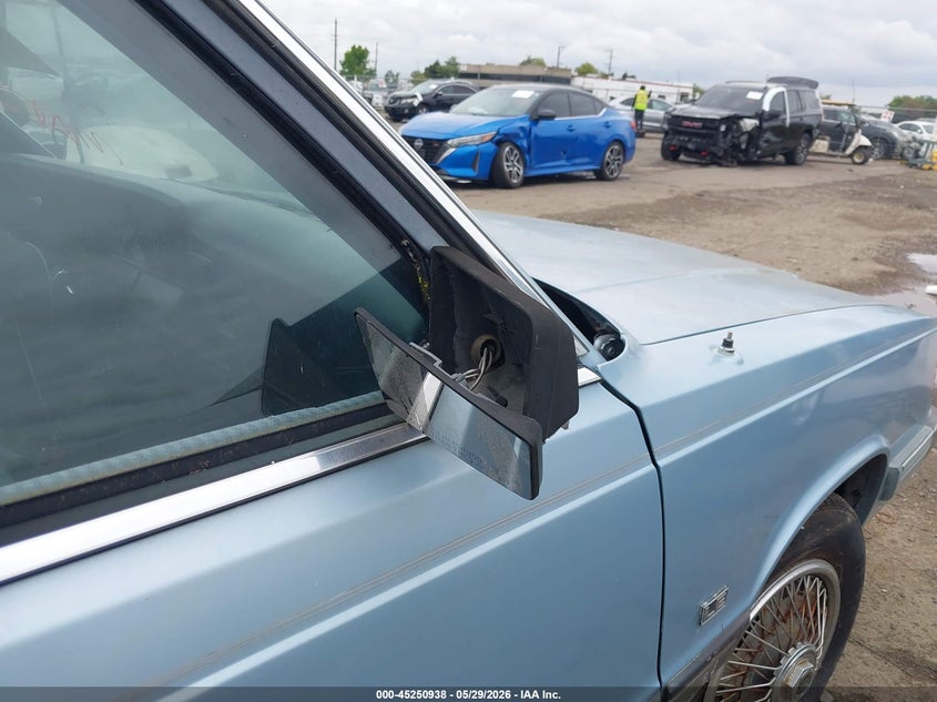 1987 Plymouth Reliant Le VIN: 1P3BP36D2HF227831 Lot: 45250938