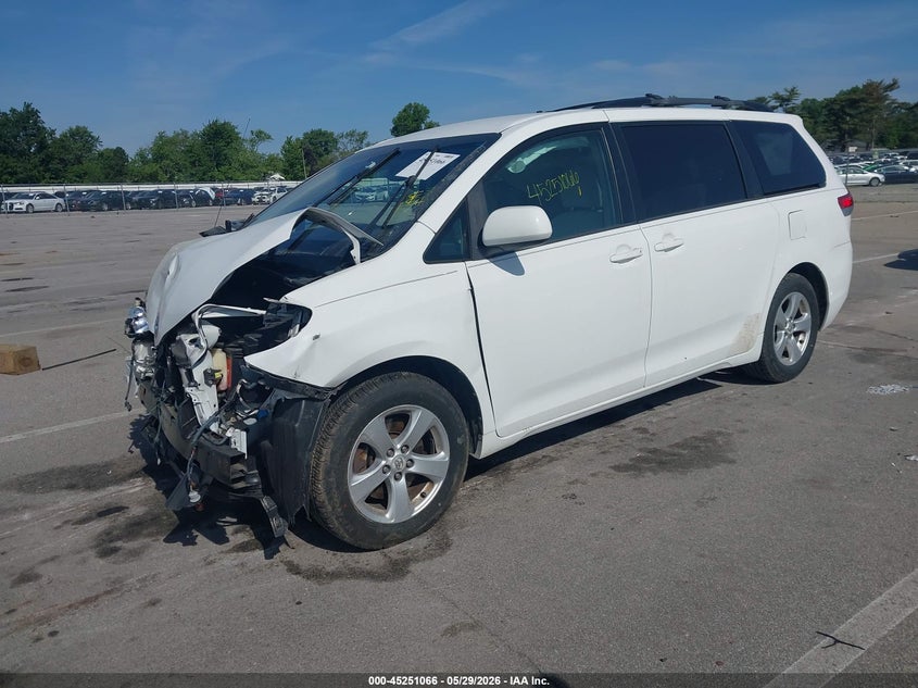 Vin: 5tdkk3dc8es467549, lot: 45748869, toyota sienna le v6 8 passenger 20142