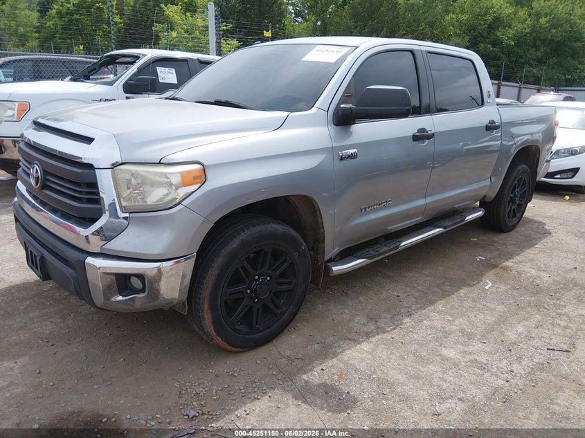 2014 TOYOTA TUNDRA auction photo 2
