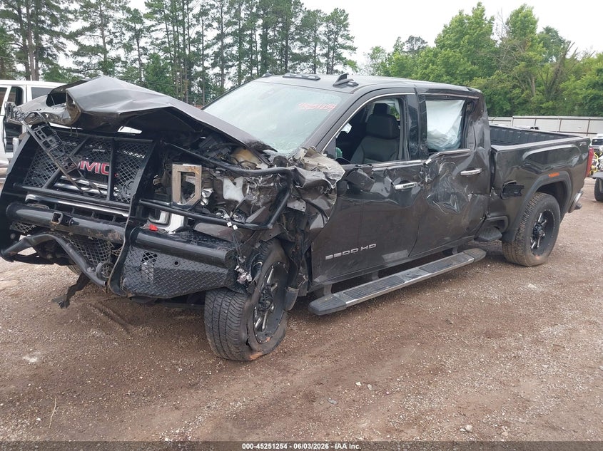 2021 GMC SIERRA 3500HD auction photo 2