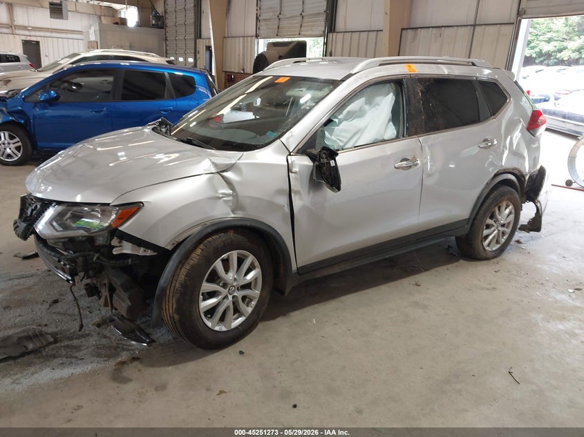 2017 NISSAN ROGUE auction photo 2