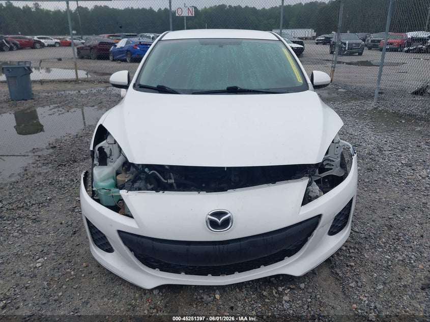 JM1BL1V75C1554967 2012 Mazda 3 2.0 I Touring white