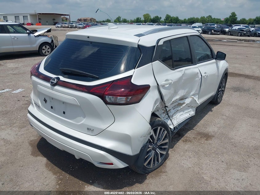 2023 NISSAN KICKS auction photo 4