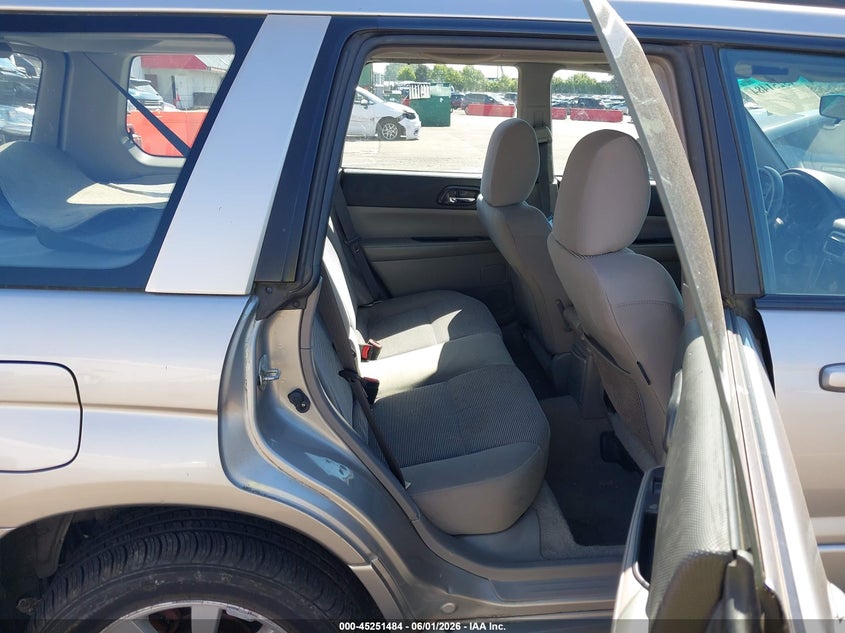 2007 SUBARU FORESTER auction photo 8