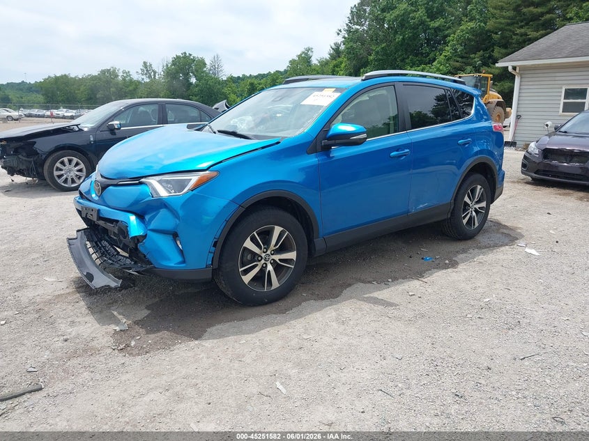 2017 Toyota Rav4 Xle JTMRFREV5HD199646 photo 1