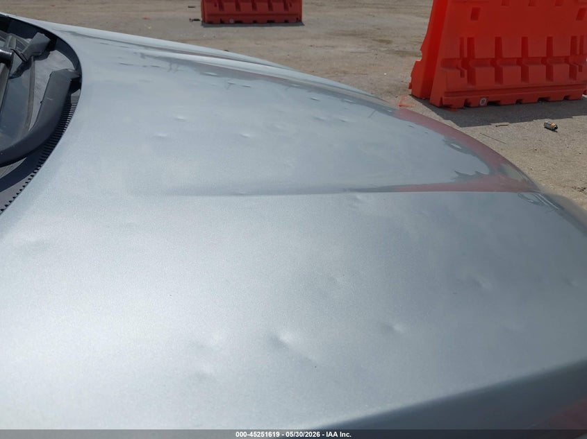 2015 HYUNDAI SONATA HYBRID auction photo 6