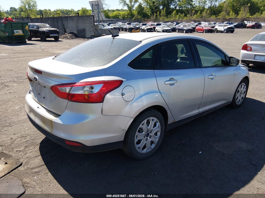 Vin: 1fahp3f23cl434107, lot: 45749490, ford focus se 20124
