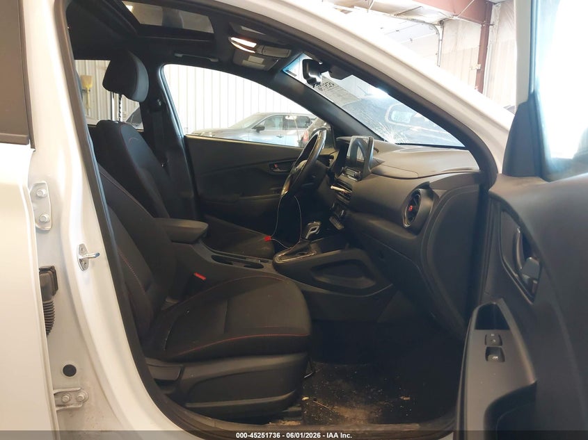 2022 HYUNDAI KONA auction photo 5