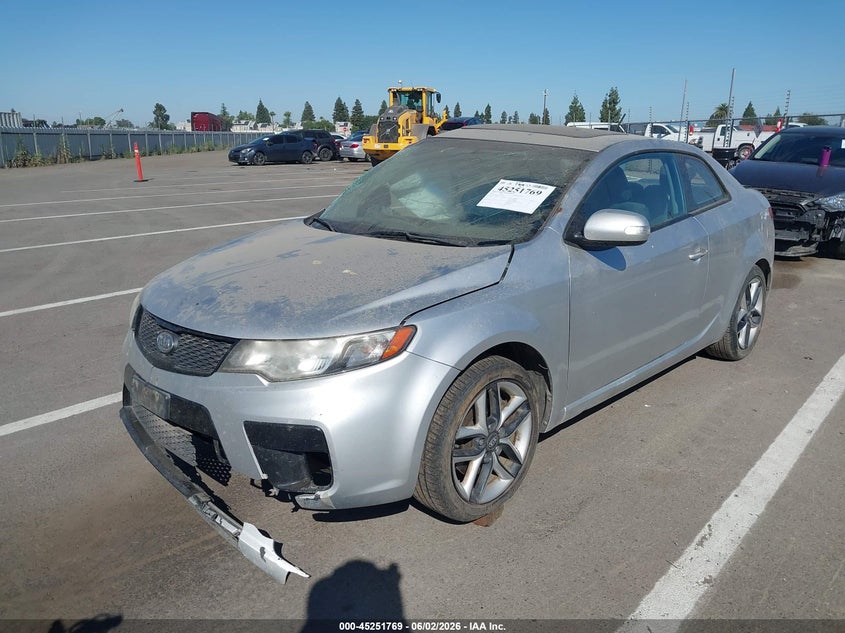 2010 KIA FORTE KOUP auction photo 2