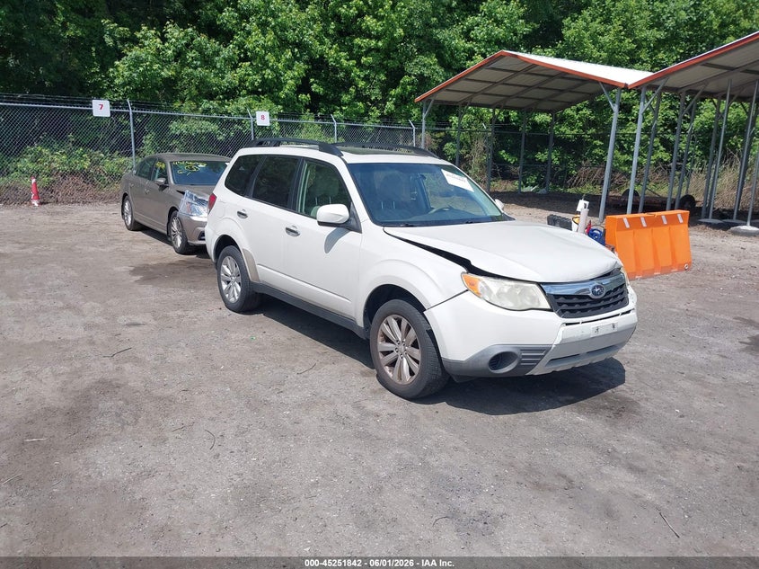 Vin: jf2shadcxdh403018, lot: 45749645, subaru forester 2.5x premium 2013 img_1