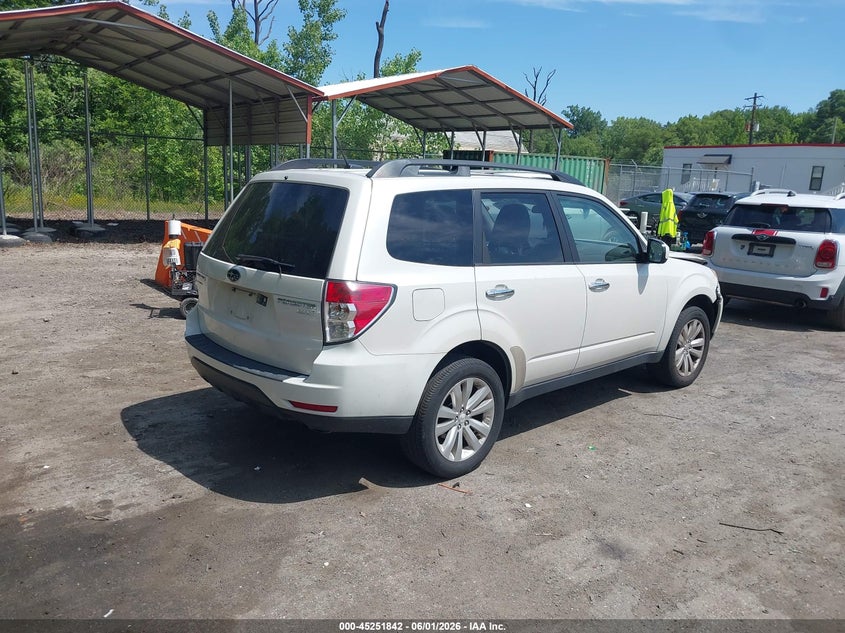 Vin: jf2shadcxdh403018, lot: 45749645, subaru forester 2.5x premium 20134