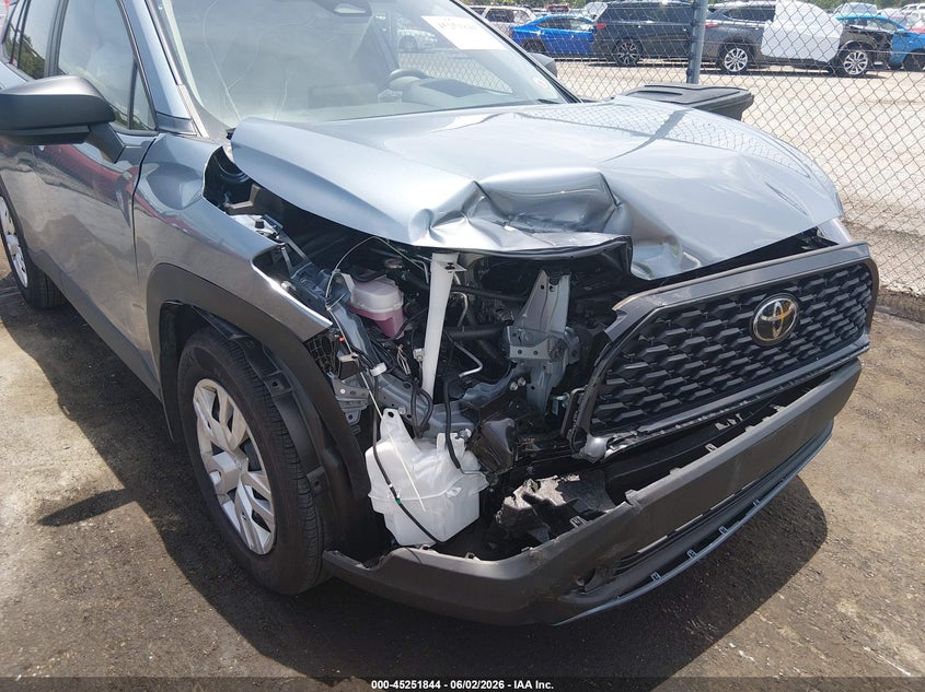 2025 Toyota Corolla Cross L VIN: 7MUAAAAGXSV136967 Lot: 45251844