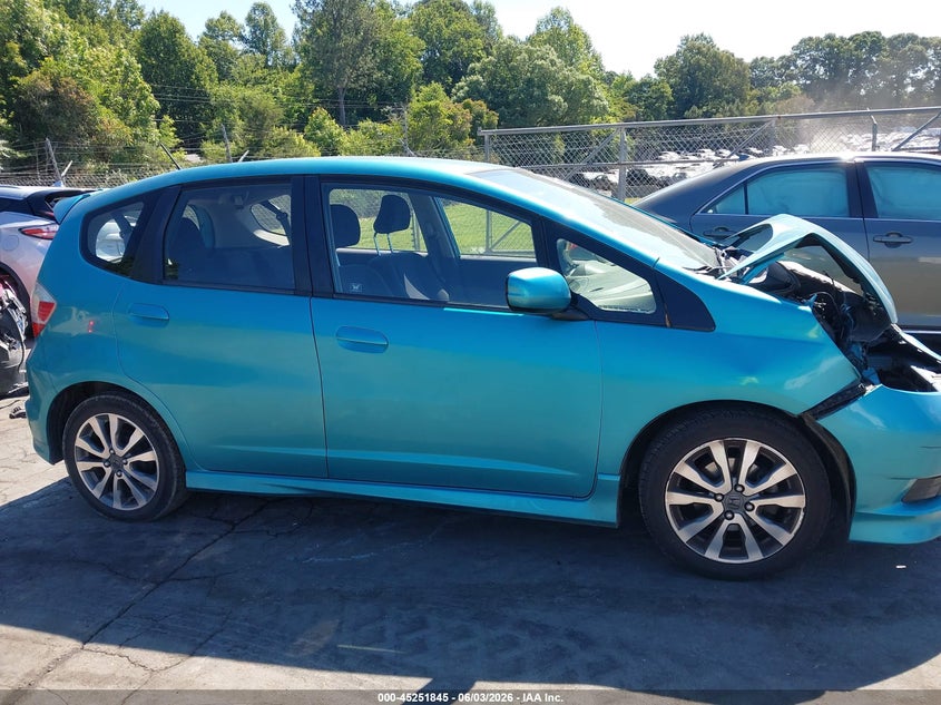 2013 Honda Fit Sport VIN: JHMGE8G51DC000950 Lot: 45251845
