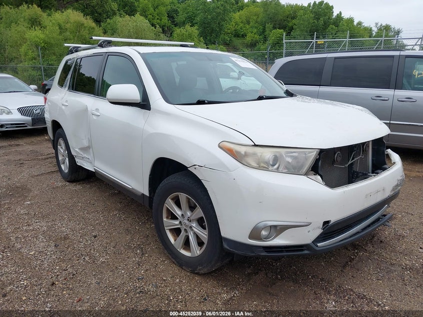 Vin: 5tdbk3eh1bs063207, lot: 45749842, toyota highlander se v6 2011 img_1