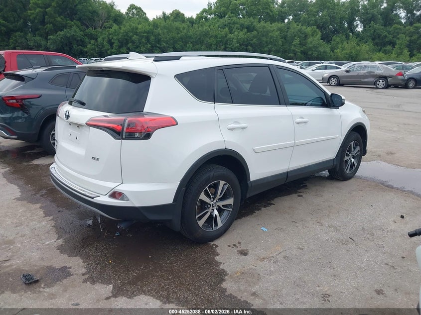 2018 TOYOTA RAV4 auction photo 4