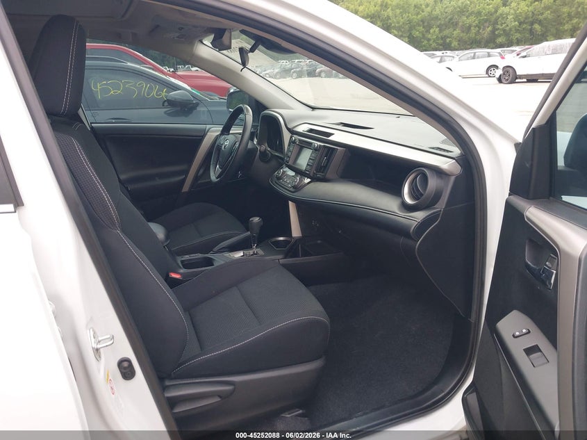2018 TOYOTA RAV4 auction photo 5