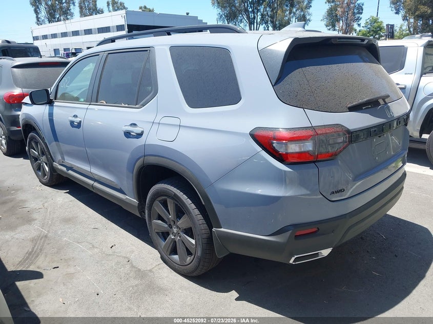 2025 HONDA PILOT auction photo 3