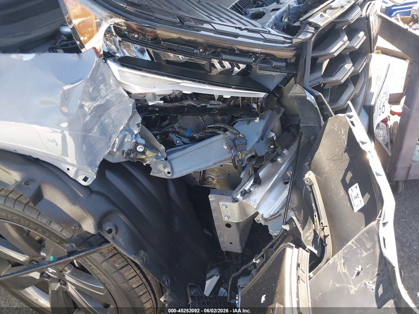 2025 HONDA PILOT auction photo 6
