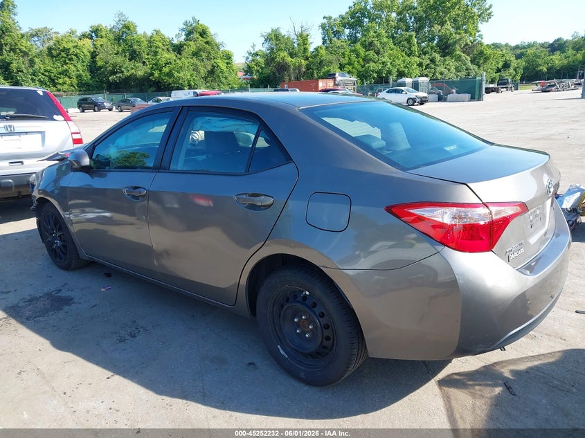 2018 TOYOTA COROLLA auction photo 3